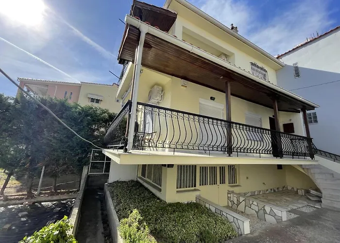 Maisonette By The Sea